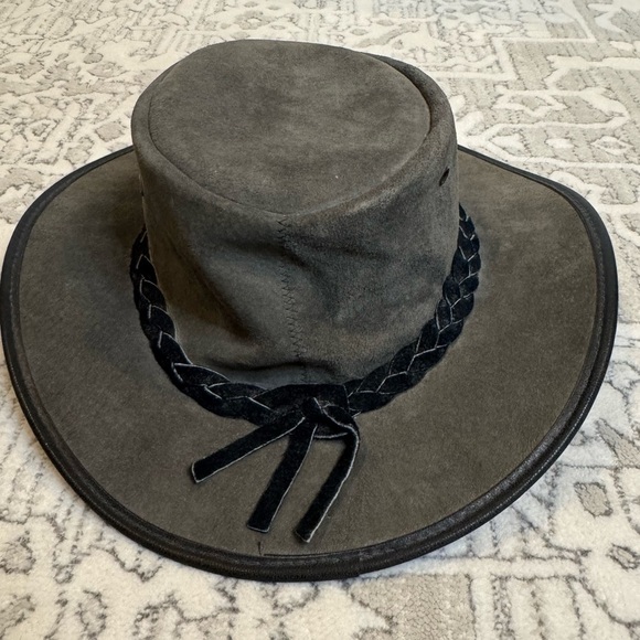 Barmah Australia Hat~dark gray Leather Felt w/Braid medium - Picture 2 of 10